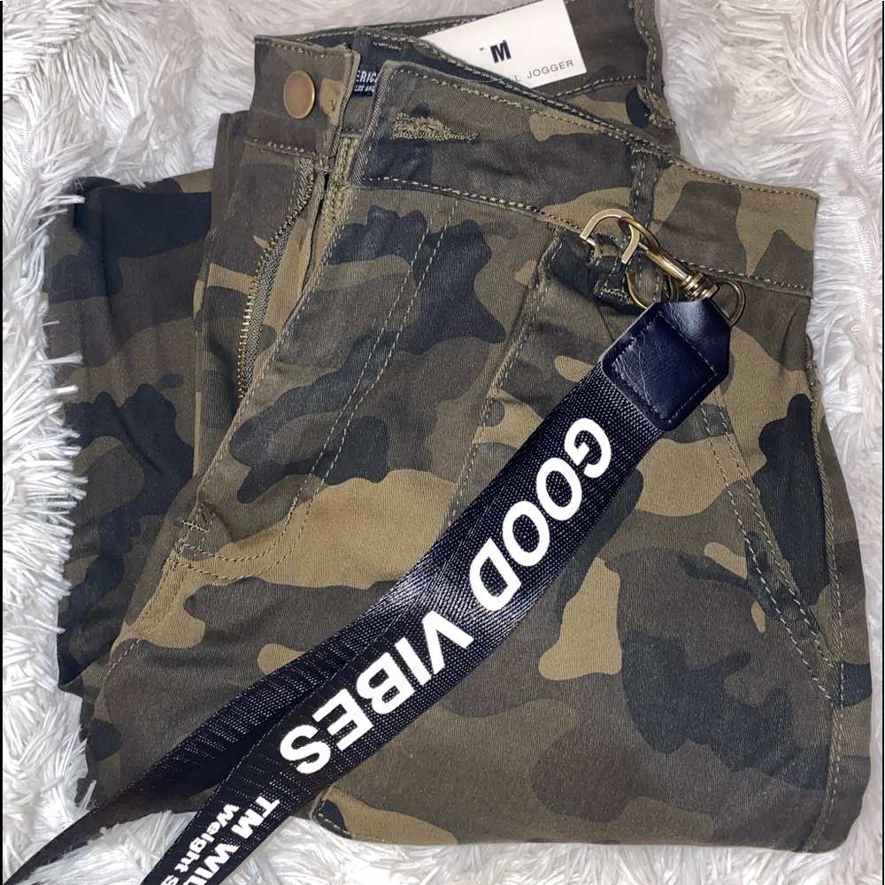 Good Vibes Cargo Jogger